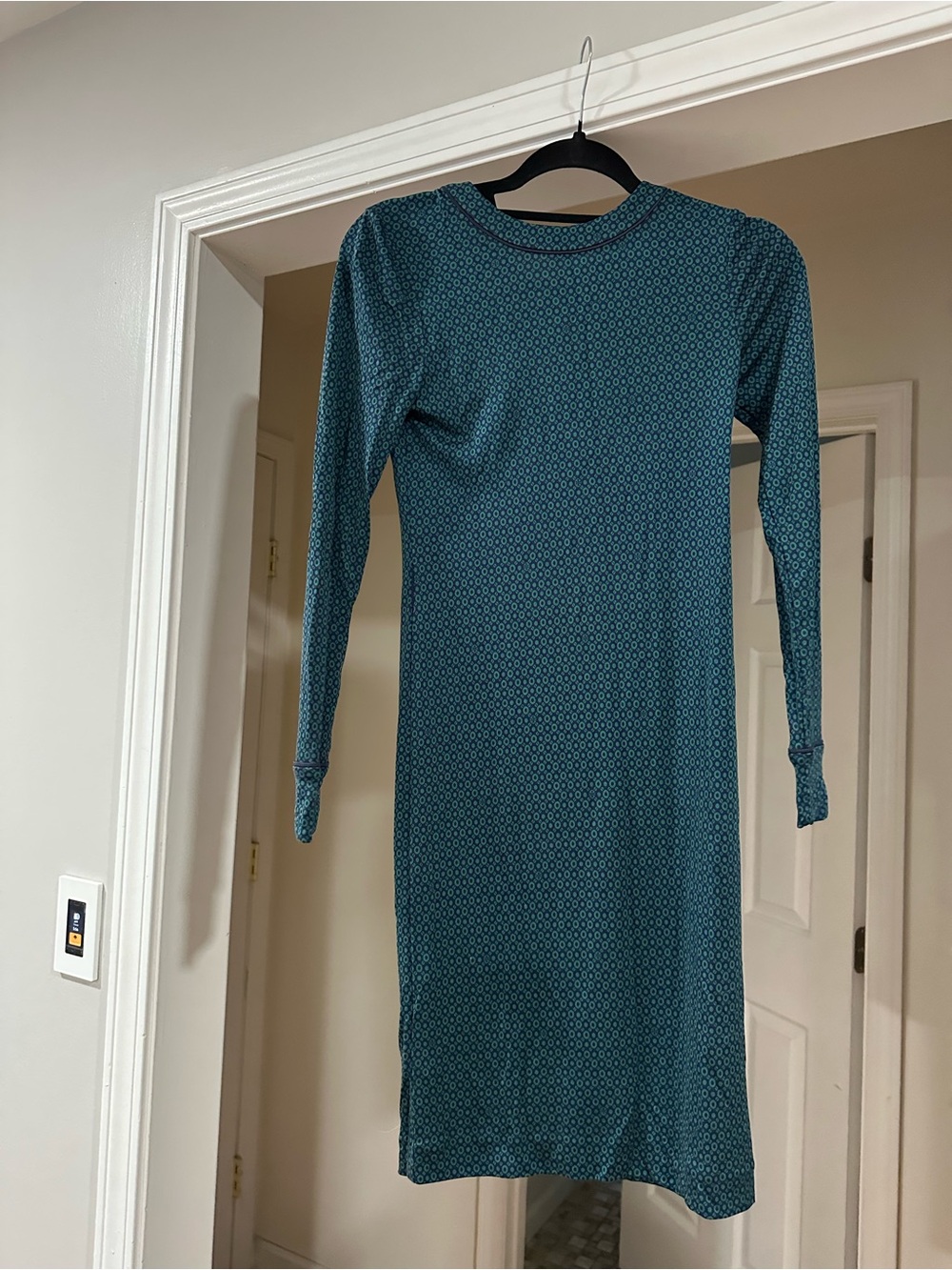 Tory Burch Teal Long-Sleeve Midi Dress with Subtle Geometric Print